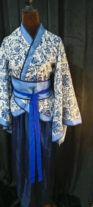 Traje Hanfu Chino Azul y Blanco