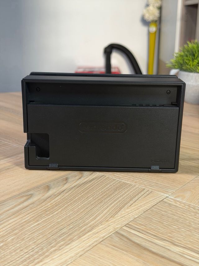 Nintendo Switch V2 (Batteria Migliorata) + Accessori