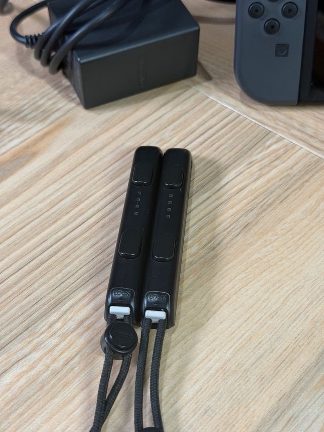 Nintendo Switch V2 (Batteria Migliorata) + Accessori