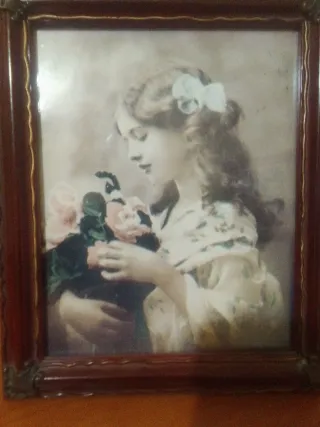 Cuadro vintage niña con flores