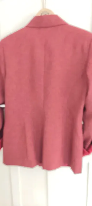 Blazer Amichi color burdeos