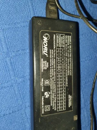 Cargador Noru NR-913-7749 AC/DC