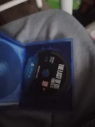 The Last of Us Parte II PS4 y el god of war uno