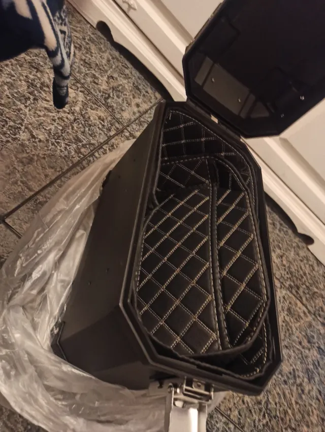 Maletas Laterales Moto con soporte [NUEVAS]