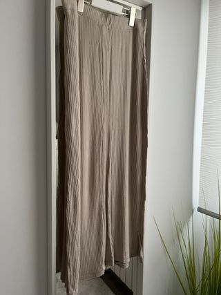 Falda larga canalé beige