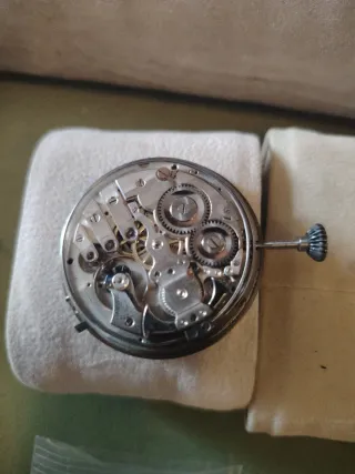 Relógio de bolso com repetição de horas