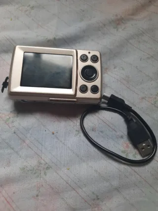 Cámara Digital Beige/Plata