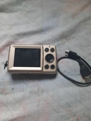 Cámara Digital Beige/Plata