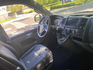 Volkswagen Transporter T5 2011