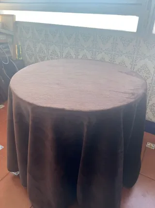 Mesa brasero redonda madera con falda