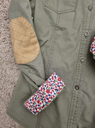 Camisa verde mujer con coderas