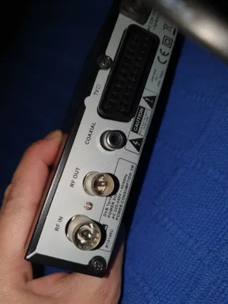 AXIL DVB-T TDT RT0140U
