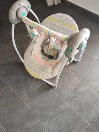 Columpio eléctrico para bebé