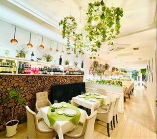 Mobiliario completo para restaurante