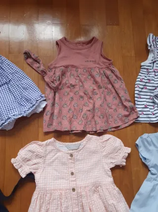 Lote vestidos bebé 1-6 meses