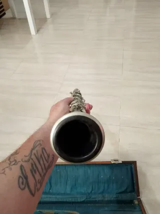 Clarinete antiguo vintage con estuche