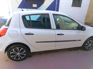 Renault Clio 2009