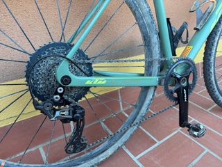 Bicicleta Gravel Verde y Naranja