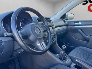 Volkswagen Golf Variant Advance 1.6 TDI 105 CV DPF