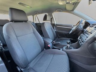 Volkswagen Golf Variant Advance 1.6 TDI 105 CV DPF