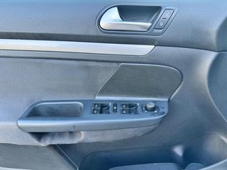 Volkswagen Golf Variant Advance 1.6 TDI 105 CV DPF