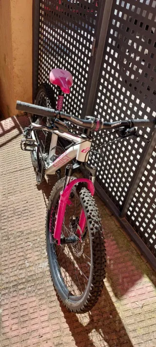 Bicicleta MTB GHOST  24 pulgadas