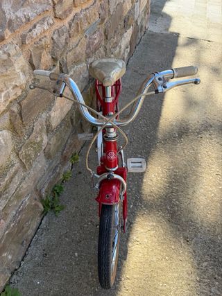 Bici infantil vintage roja
