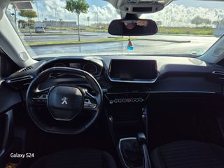 Peugeot 2008 2021