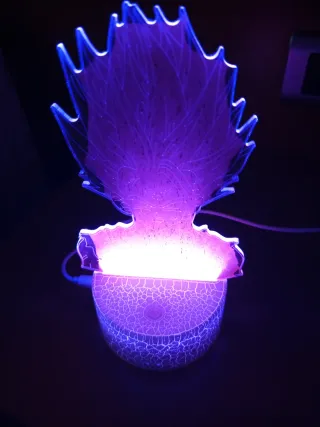 Lámpara LED figura anime acrílico