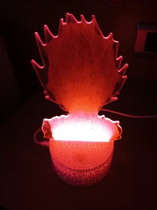 Lámpara LED figura anime acrílico