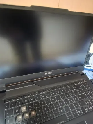 MSI CYBORG 15 A13V Laptop Gaming
