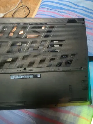 MSI CYBORG 15 A13V Laptop Gaming