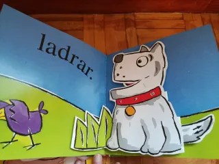 El perro López (Spanish Edition) La cerdita Clea