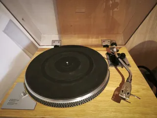 Tocadiscos Sanyo TP 929S