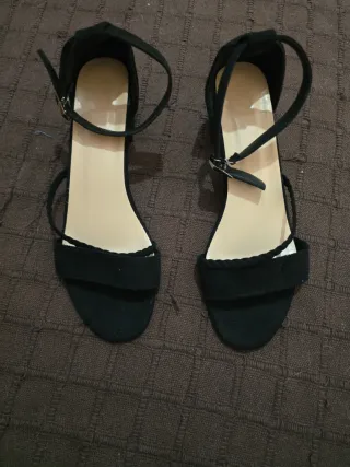 Sandalias tacón medio negras talla 40