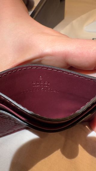 Portacarte Gucci Emblem Bordeaux