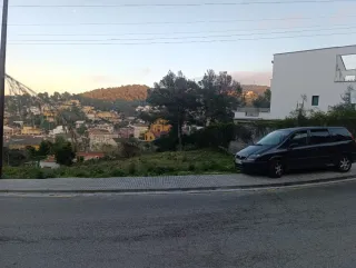 Terreno urbano edificable 625 m²
