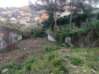 Terreno urbano edificable 625 m²