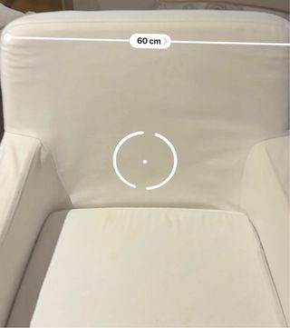 Sillón de tela blanco