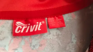 Camiseta deportiva manga larga estampada