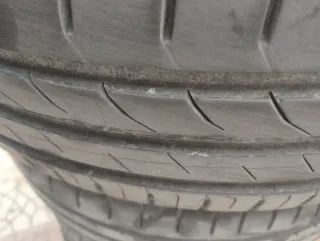 Neumáticos R15 185/55 82V Goodride en buen estado