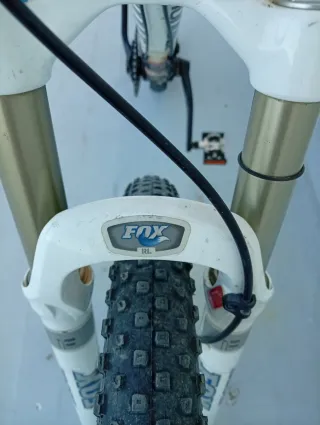 Bicicleta Cannondale Rush Carbon 26'