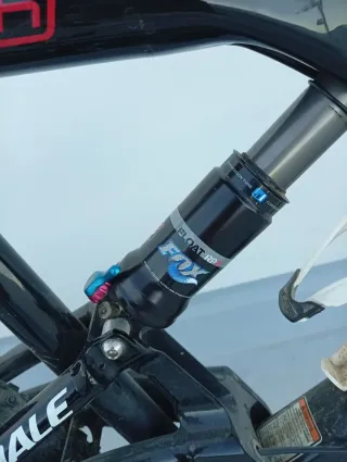 Bicicleta Cannondale Rush Carbon 26'