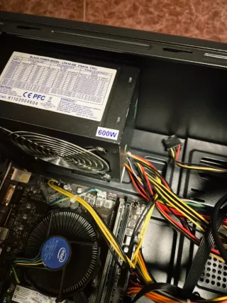 Ordenador Sobremesa Negro