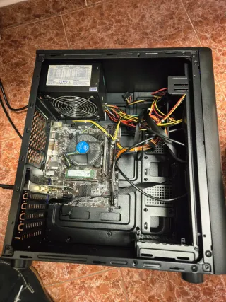 Ordenador Sobremesa Negro