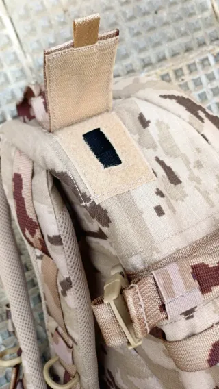 Mochila ligera combate arida