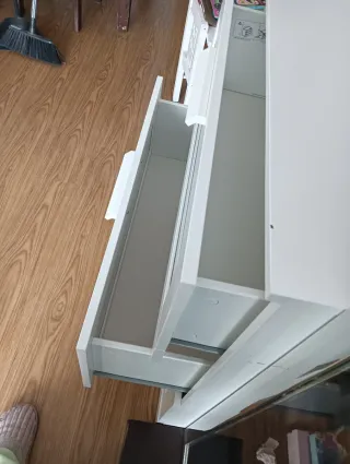 Cómoda IKEA BRIMNES 4 cajones