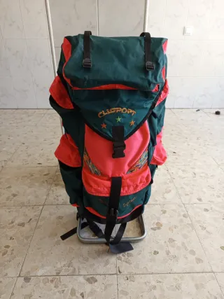 Mochila Clisport años 90_ con agarres en espalda.