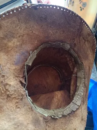 Sombrero de cuero estilo cowboy