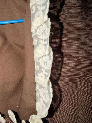 Corpiño fallera  marrón chocolate con encaje